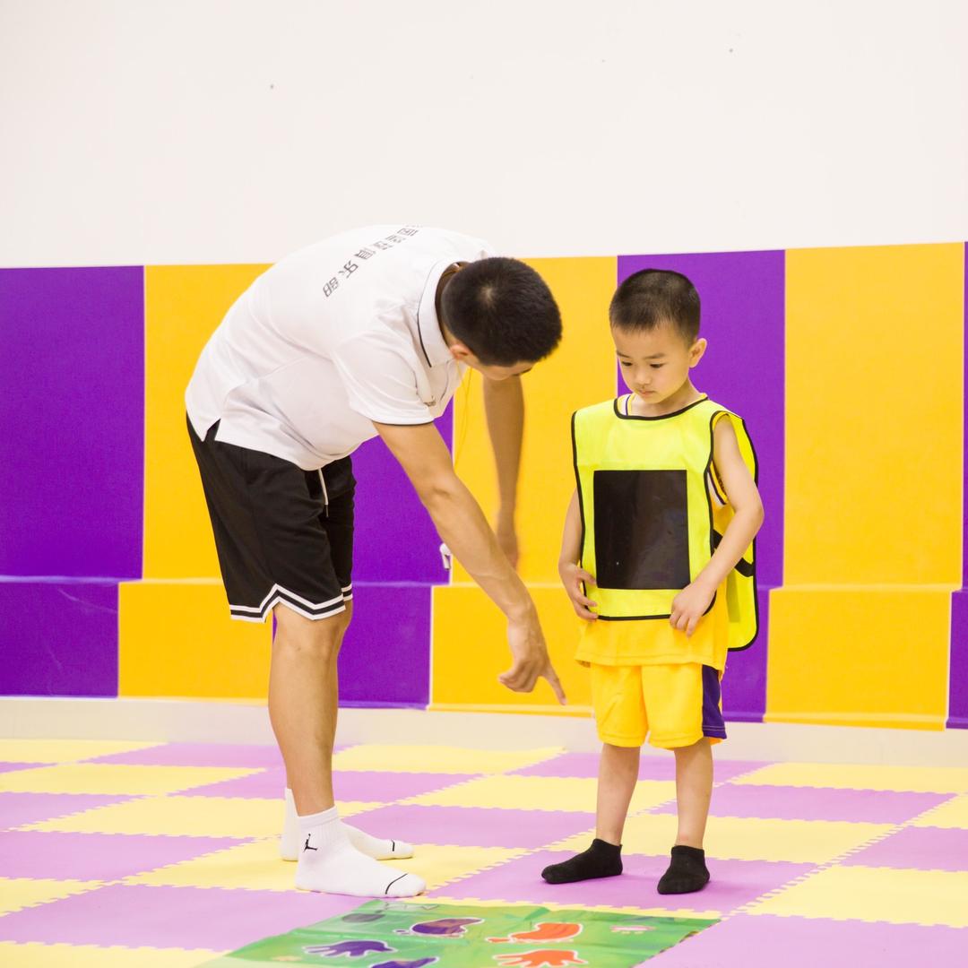 巴中莱茵篮球（冬季强身健体）