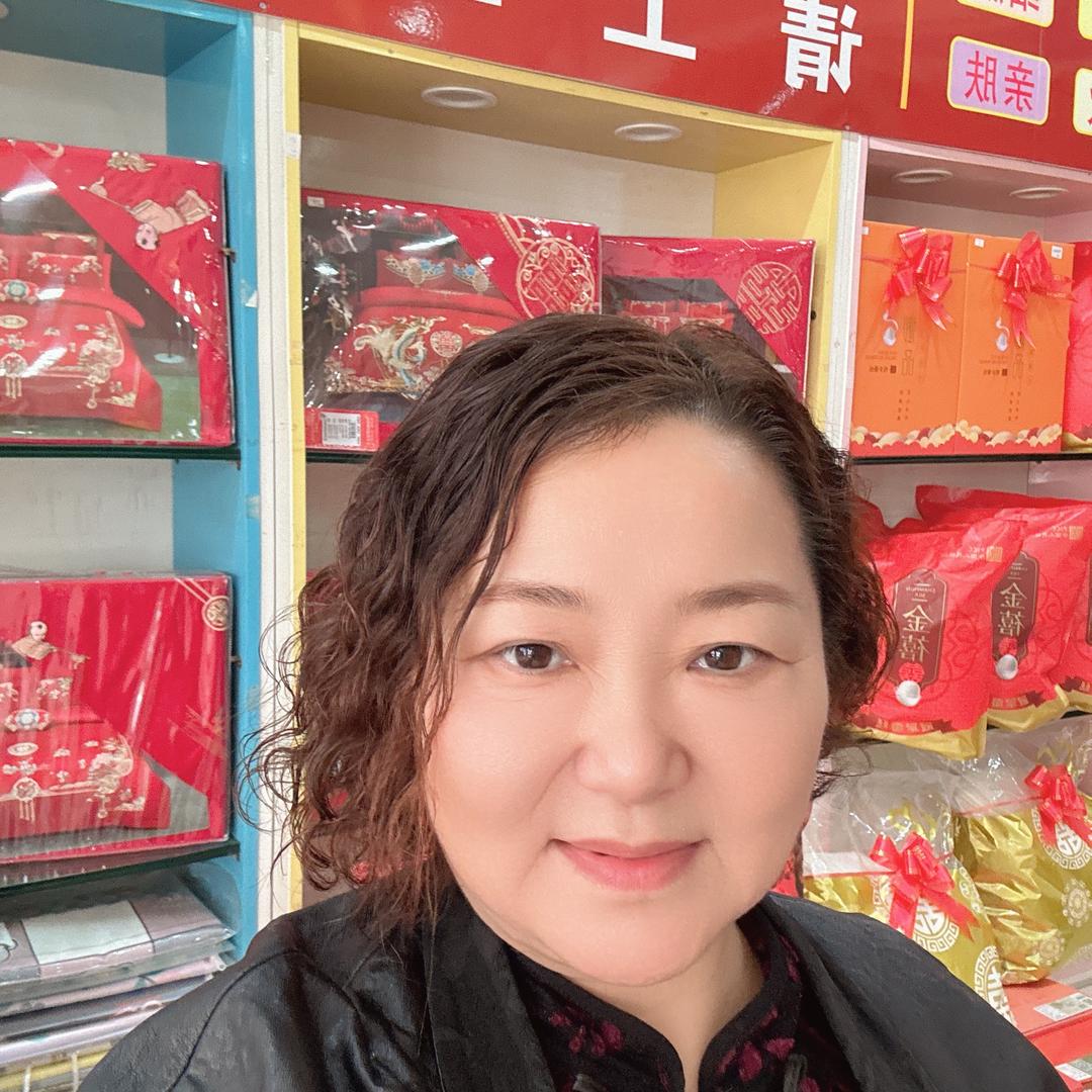 向阳月芽：母婴，家纺店