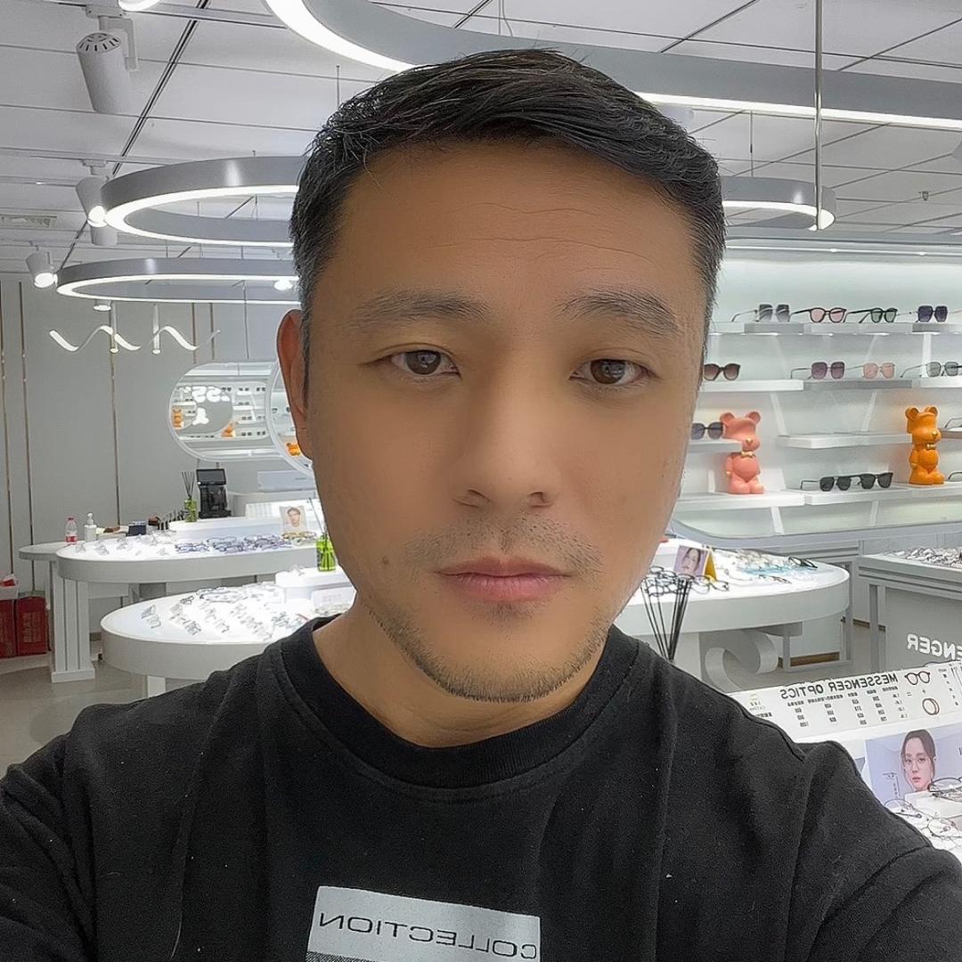 美胜吉眼镜