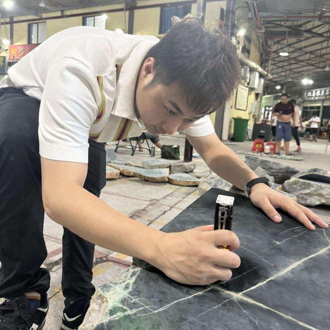 翡翠玉雕佬吴