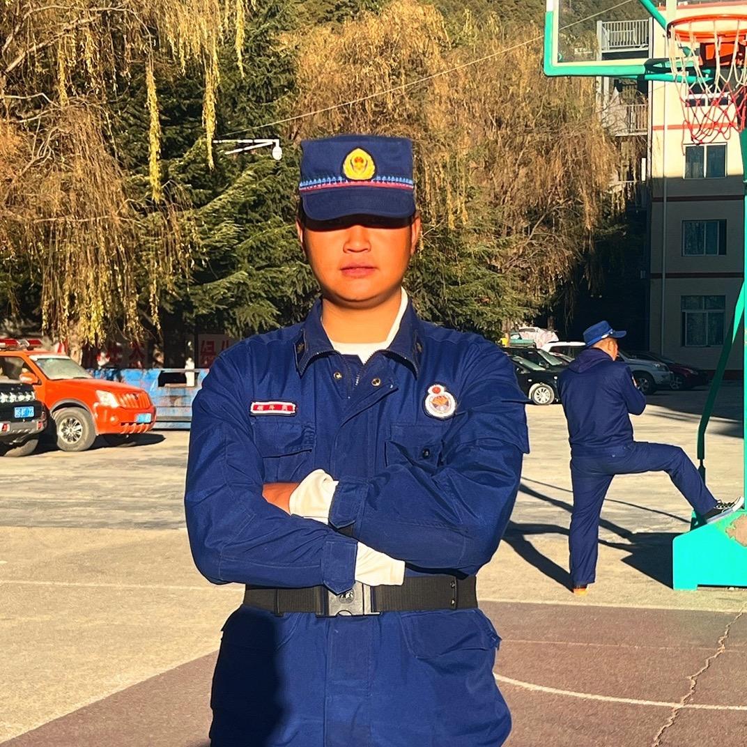 青春☘️无悔🍂