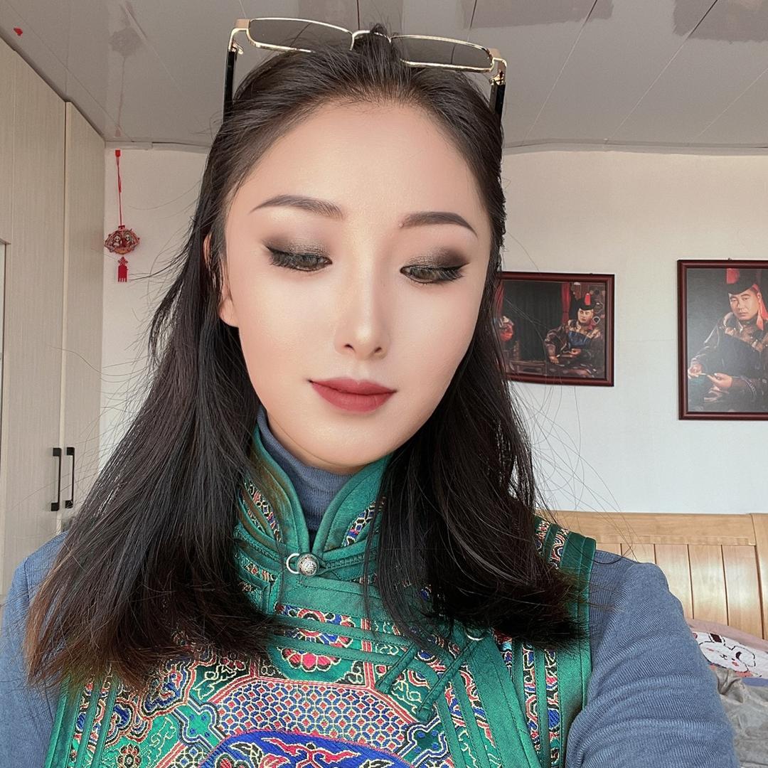 乌音嘎的小铺子