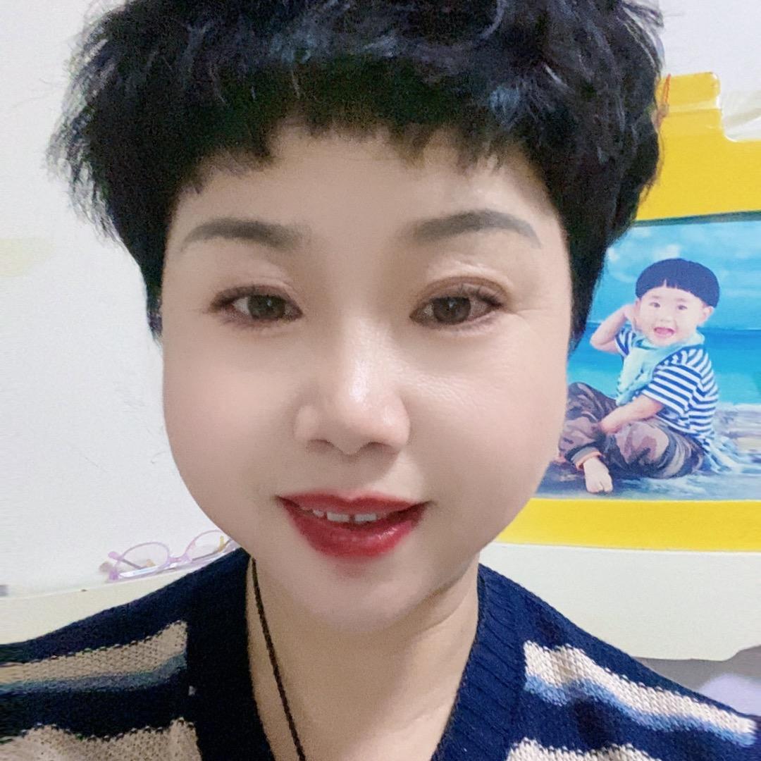 成姐爱唱歌