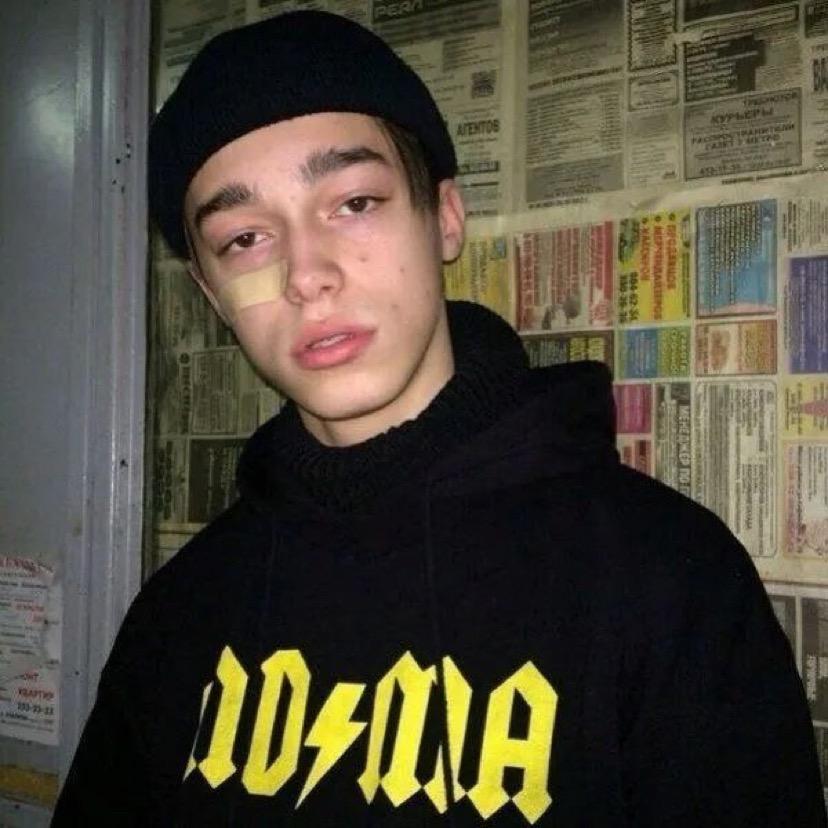 ６