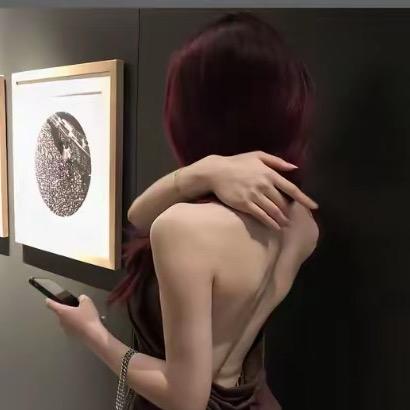 Ö椰/•᷅•᷄\୭