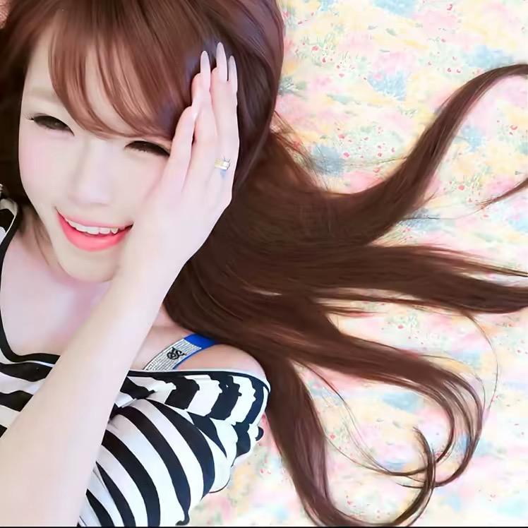 南宁卖萌被精神小伙追