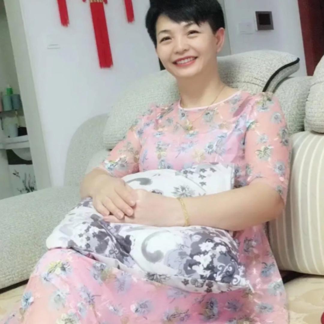 真实姓名蓝丽，罗城妞