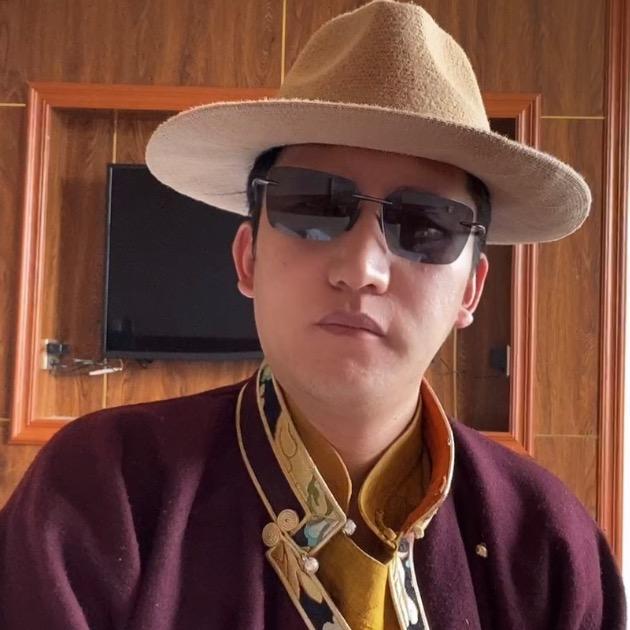 娱乐创业人@娱乐主持人噶伦·旦增热杰