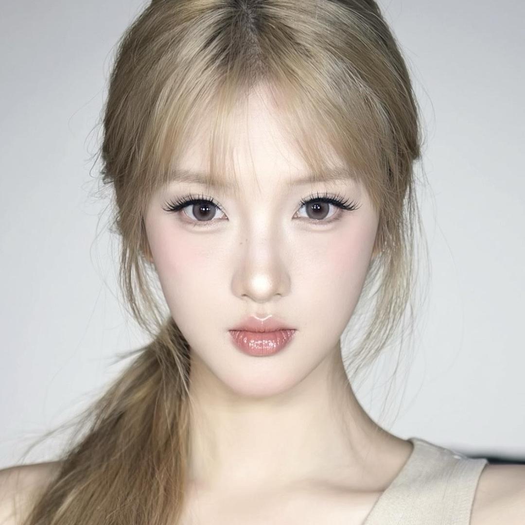 化妆师～赵赵（哈密版）