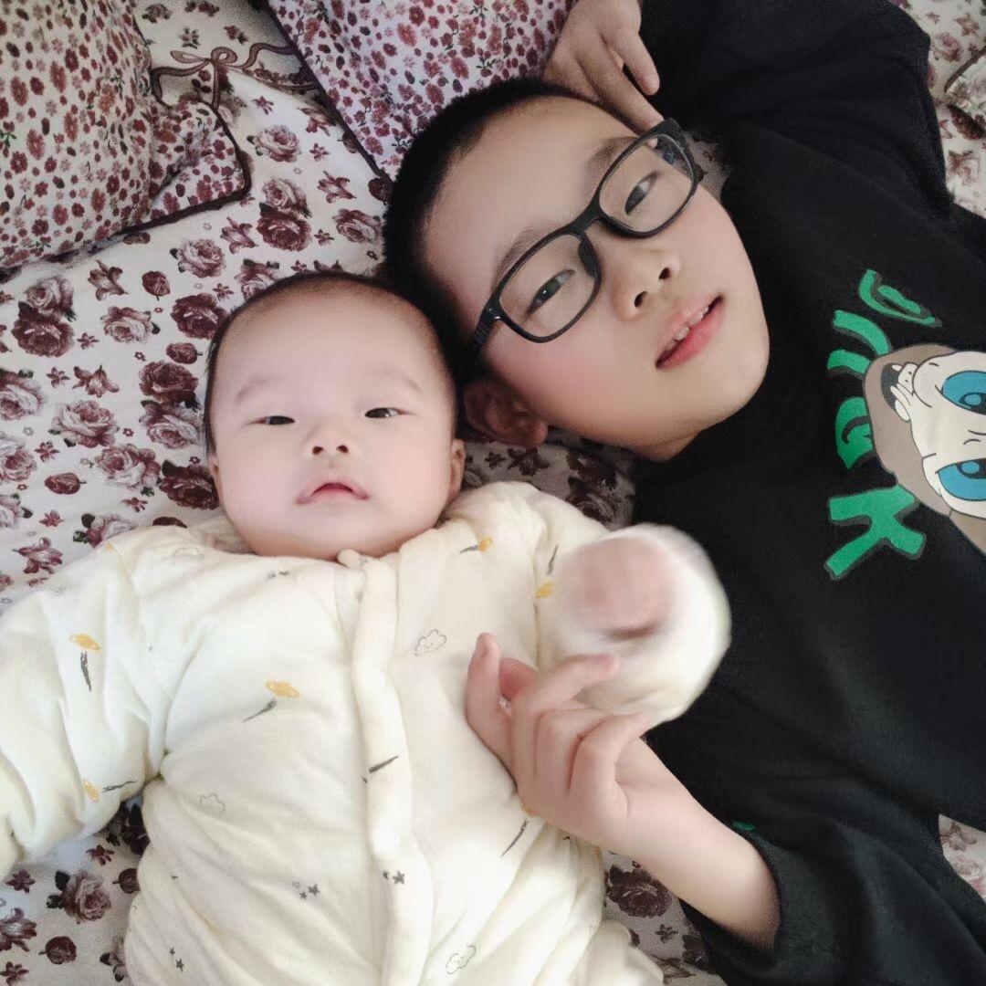 张三