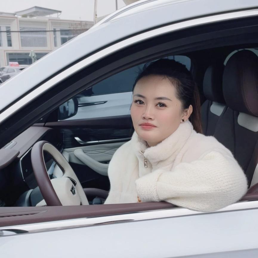 成都迎春二手车（二嫂）