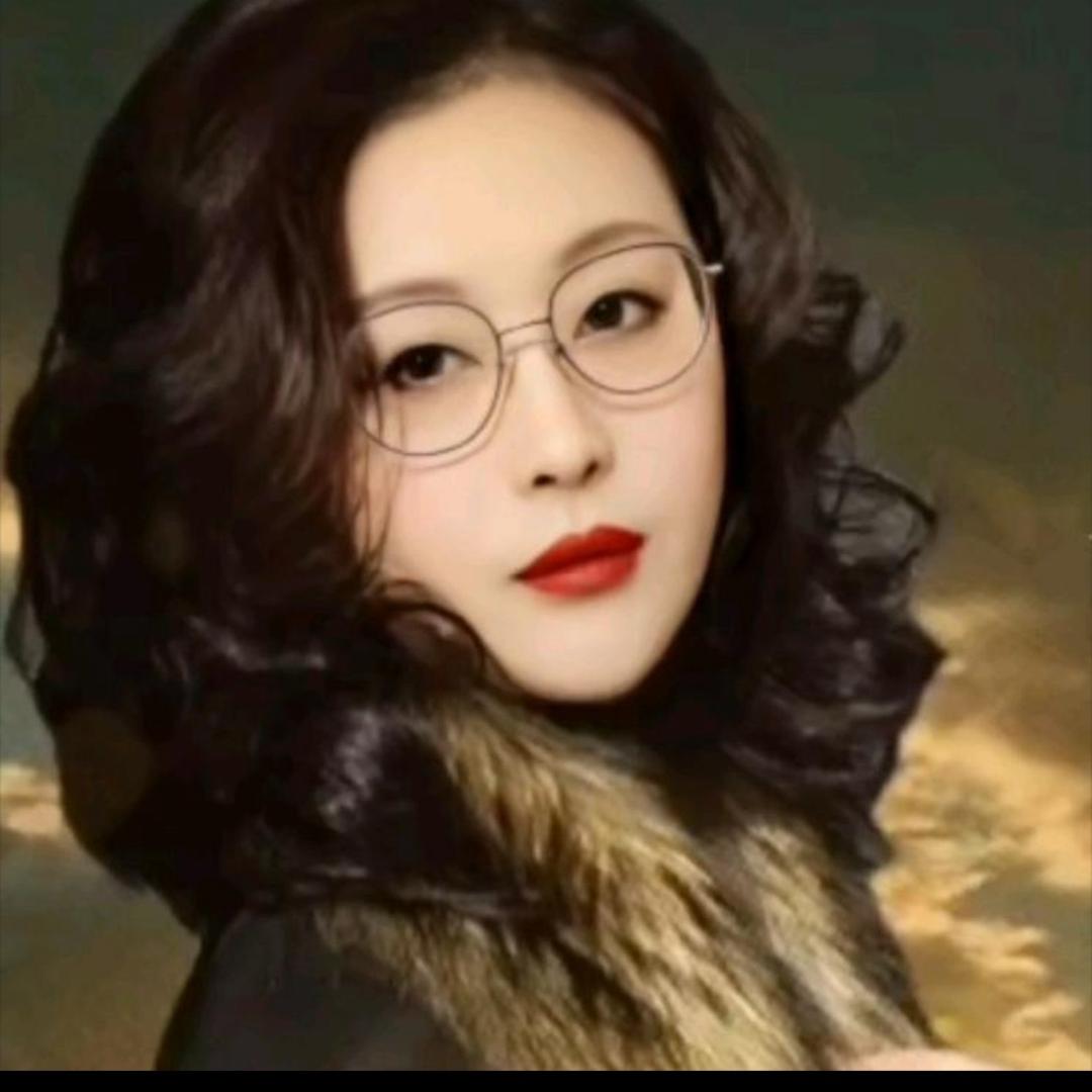 小𣌀外婆