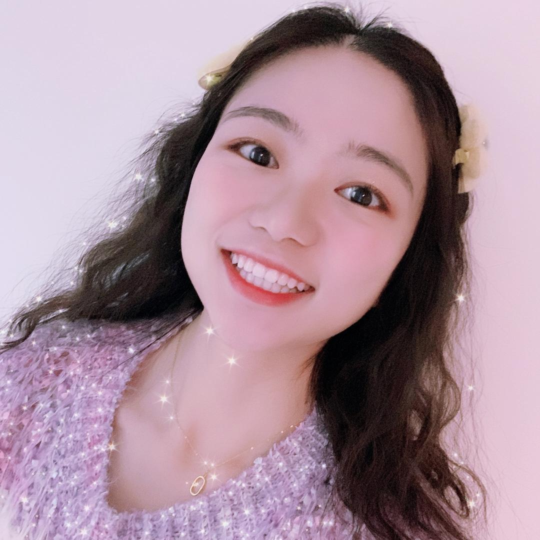 妍妍是个小榴莲🥰