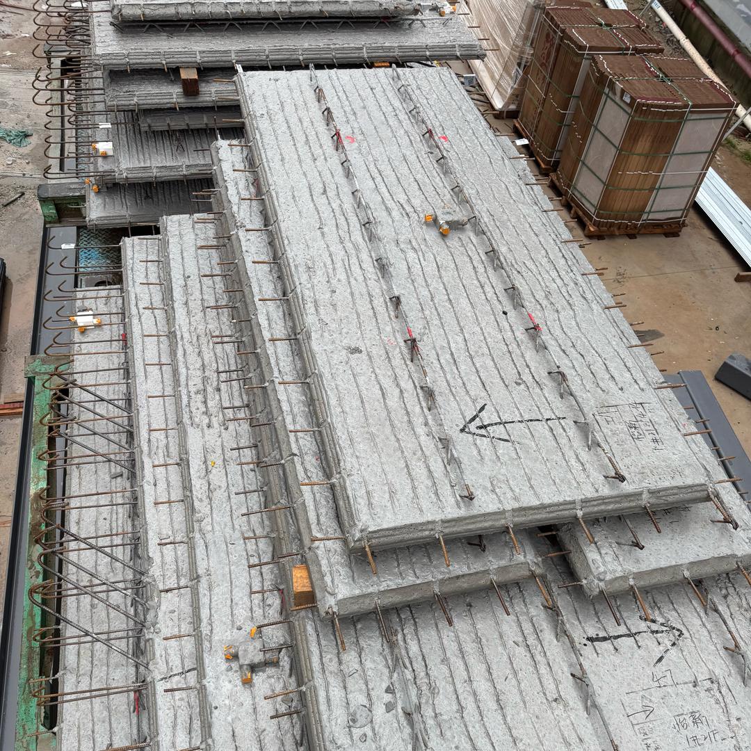 预制pc叠合板飘窗安装