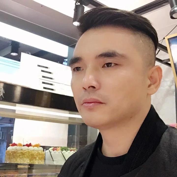 @勇歌🇨🇳