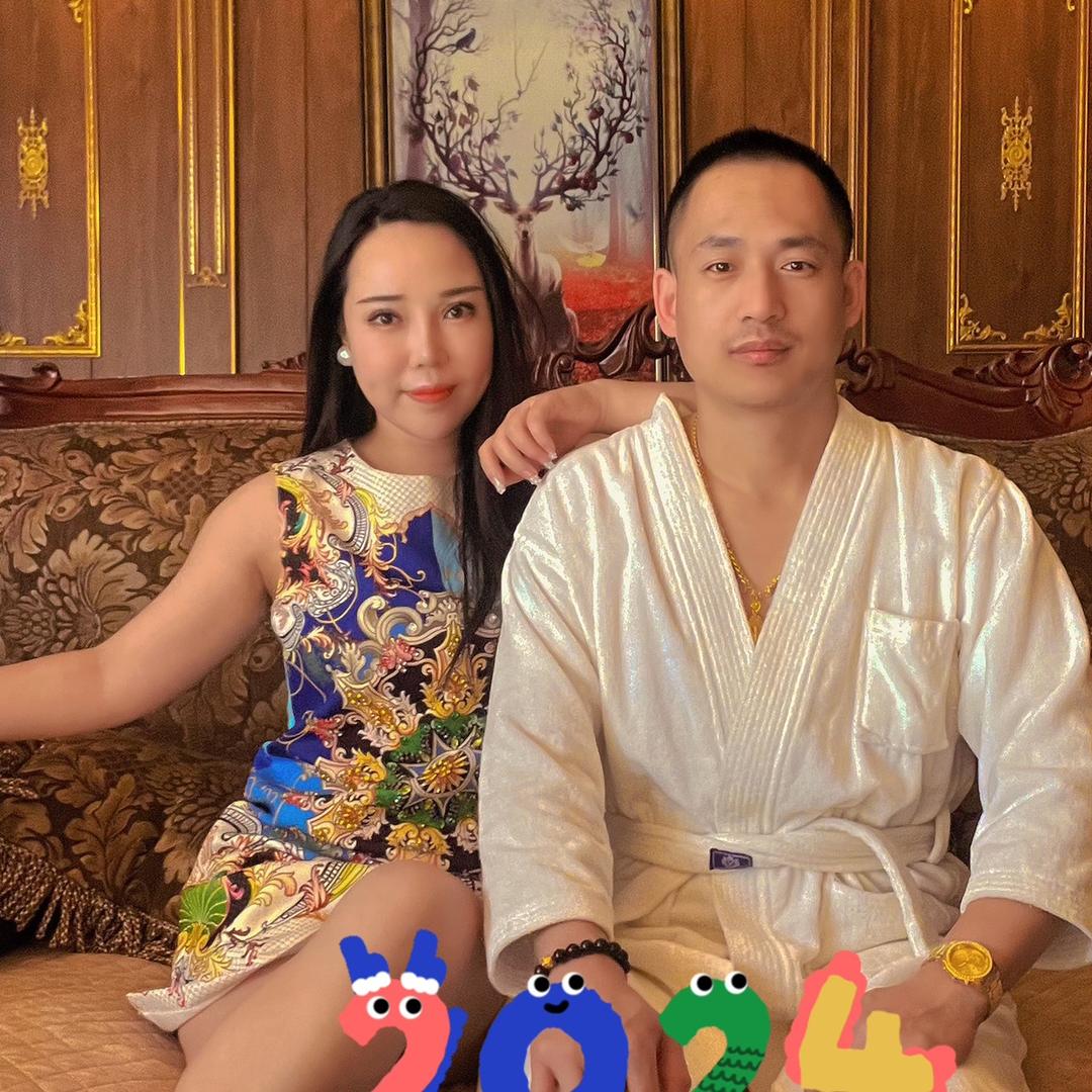 龙叔夫妇