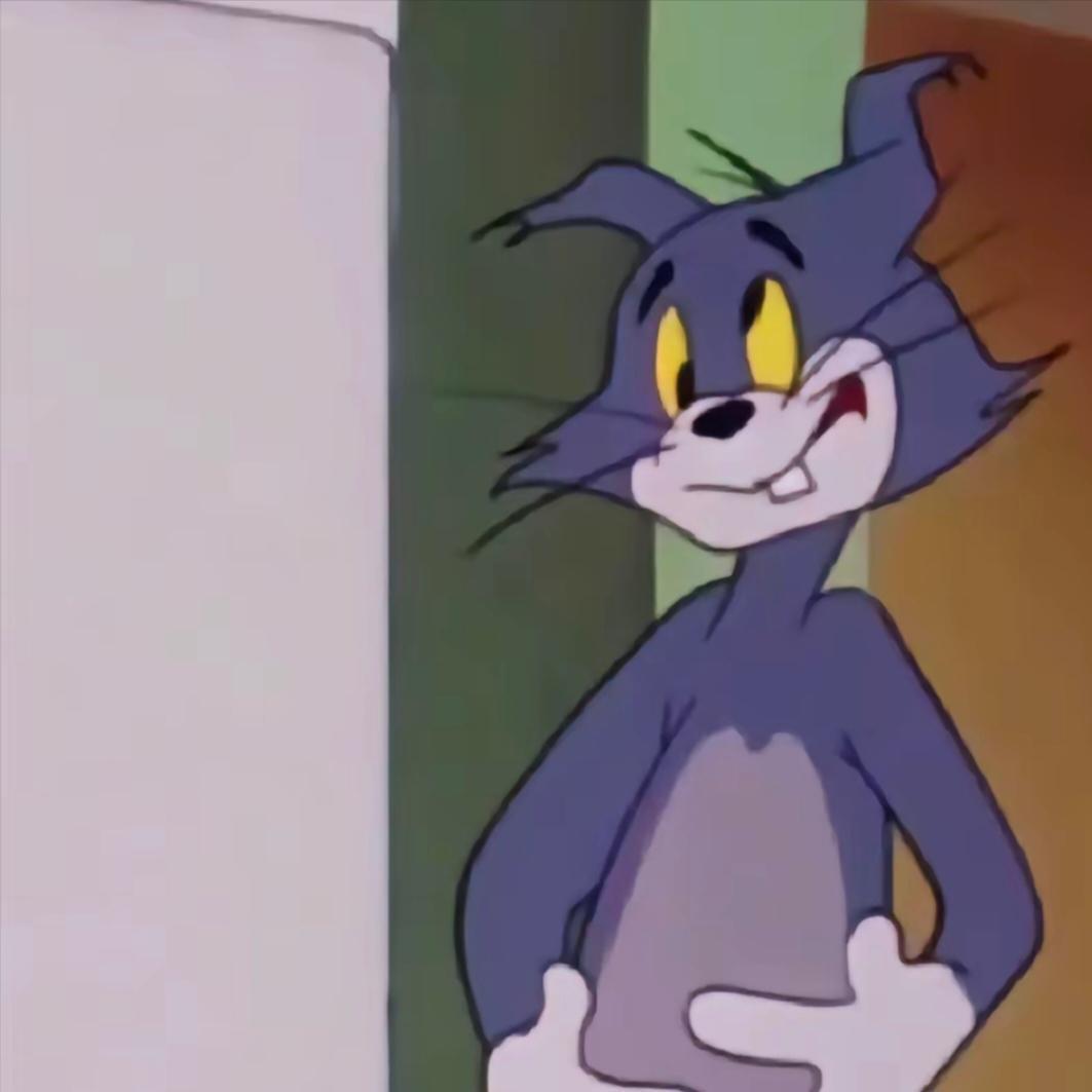 又笑了