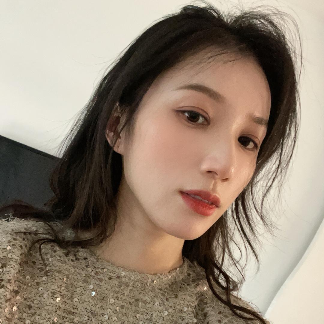 @王丽