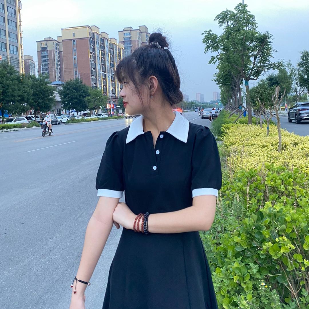 赵雨慧.