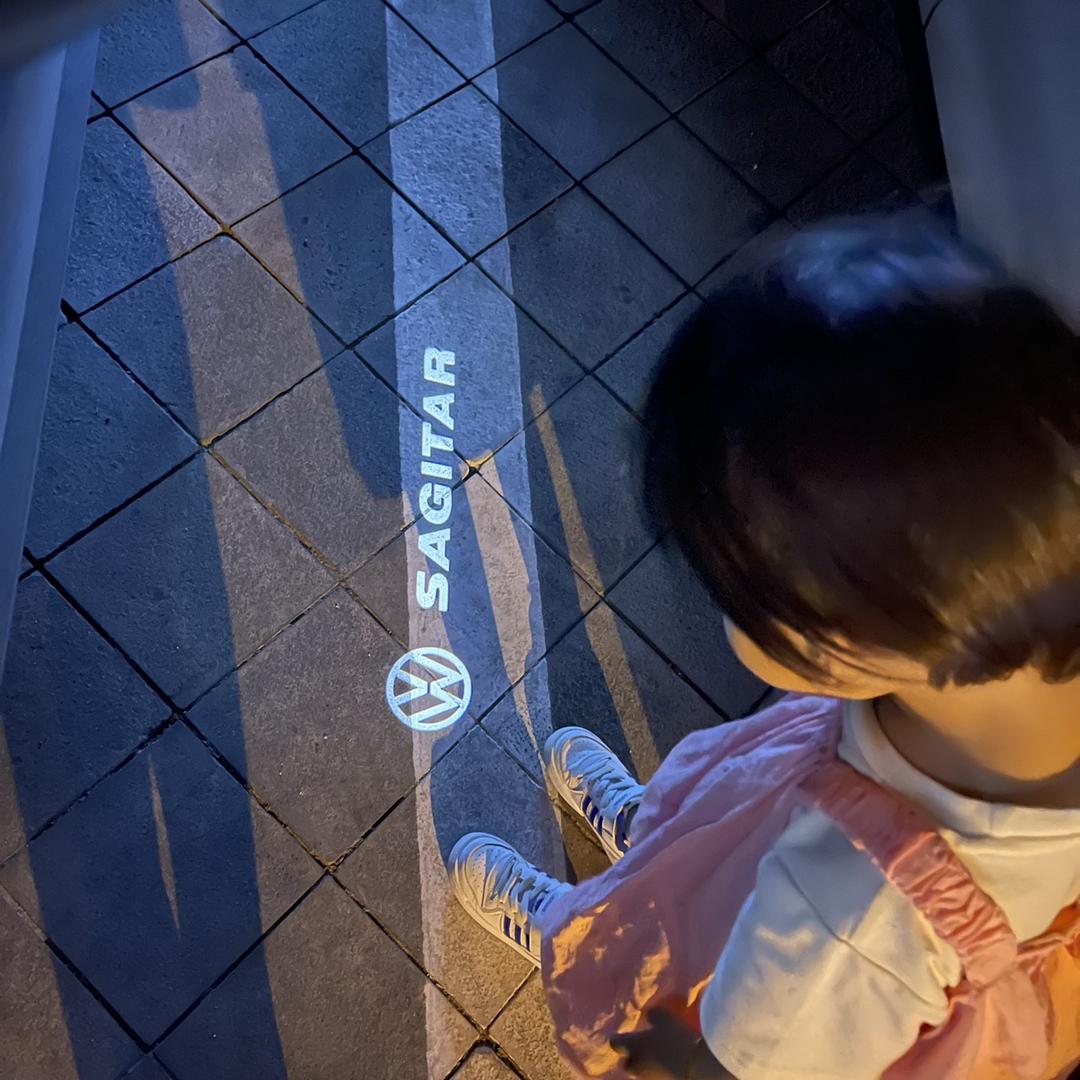薄情.