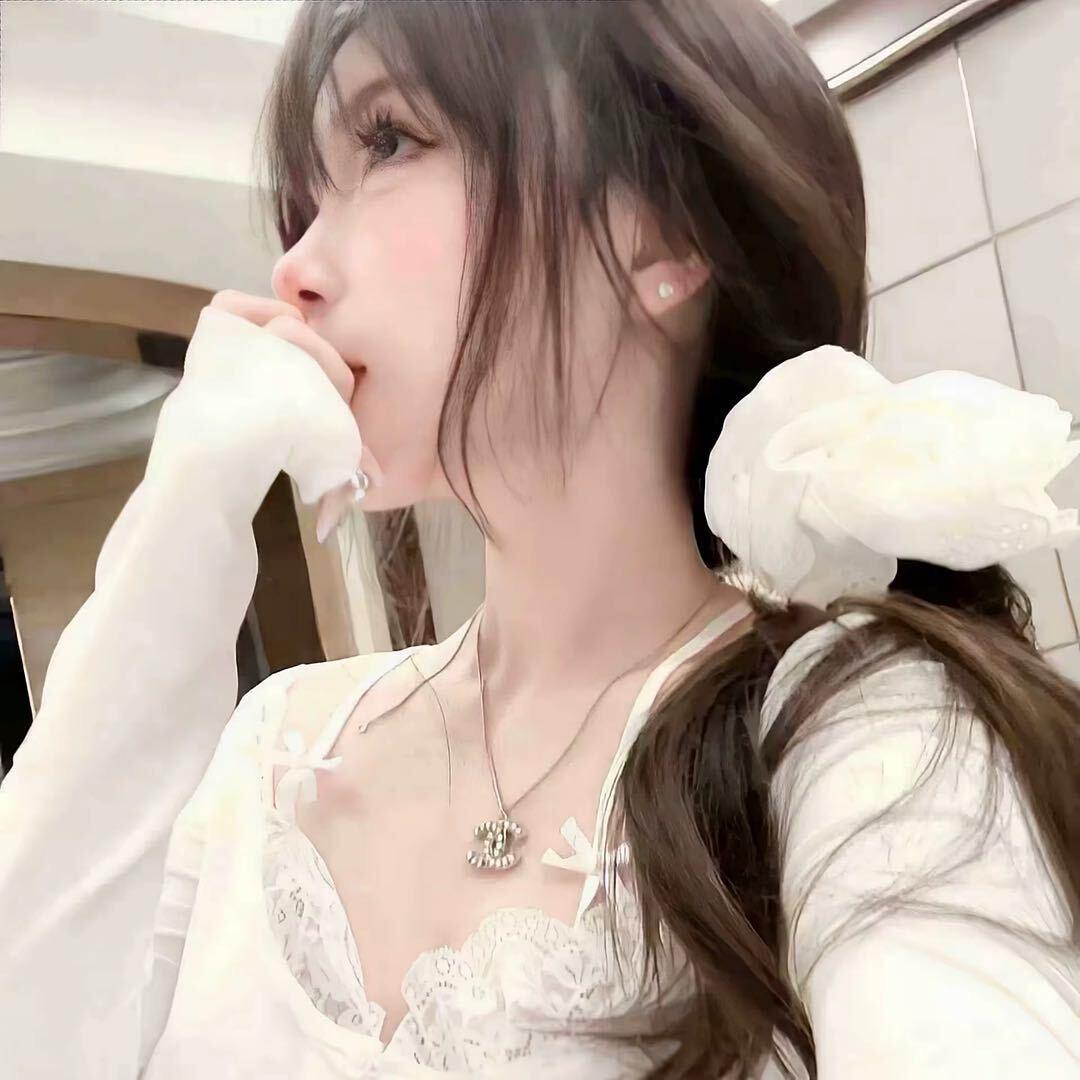 媄綺·