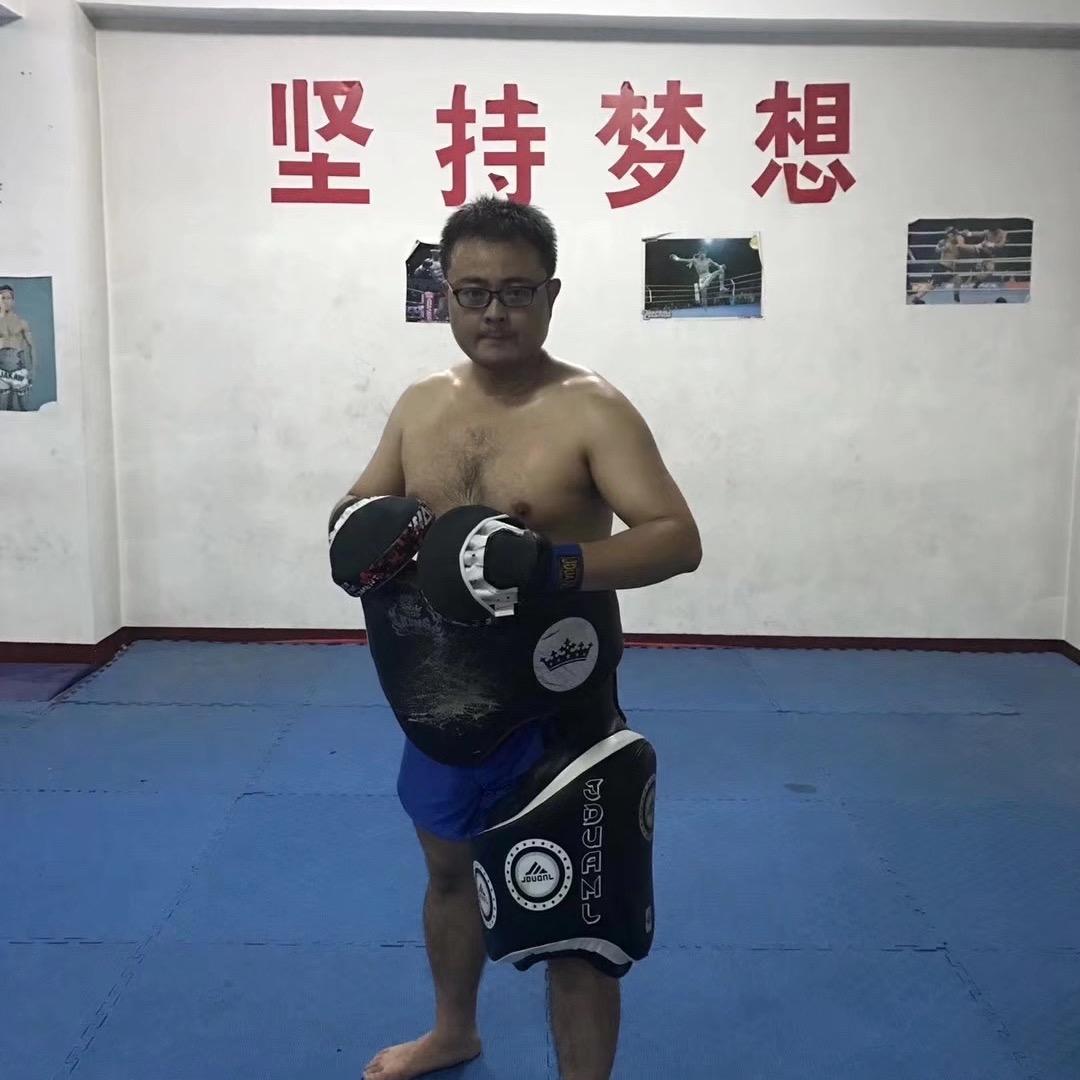 阿鸿教练（散打、搏击、中国跤、柔术)