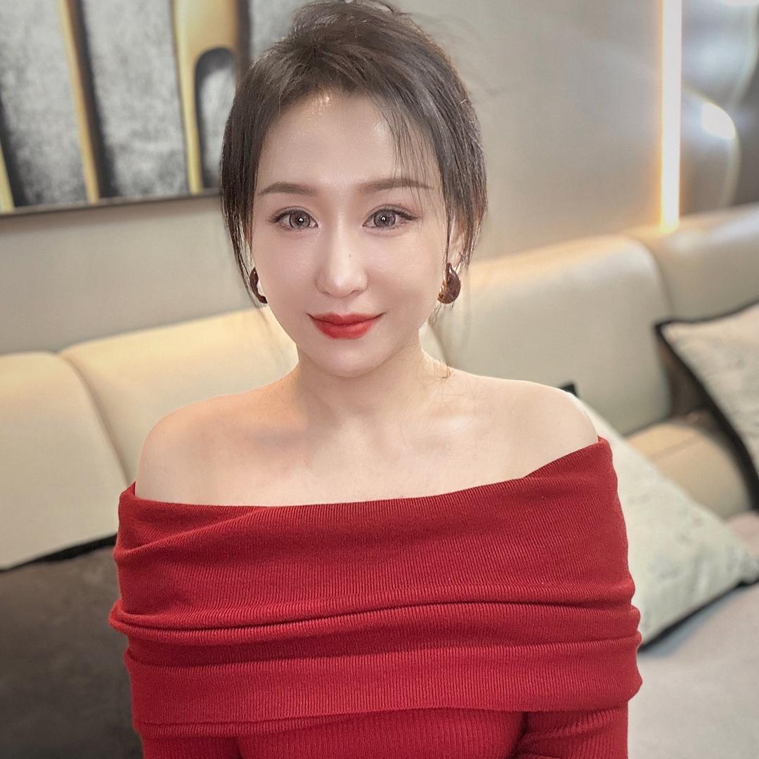 🌻•陳女士