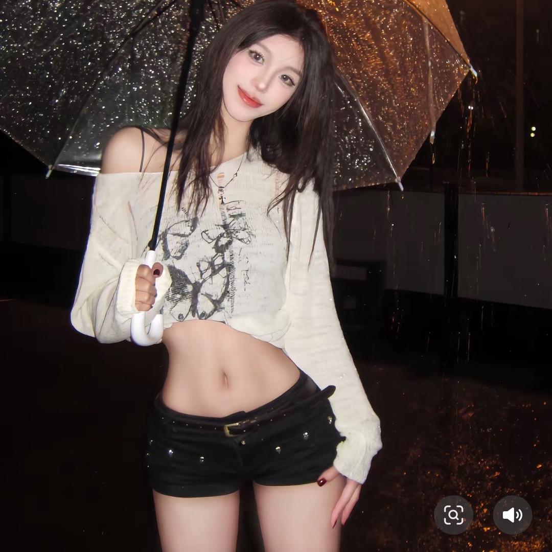 小吃街老板娘