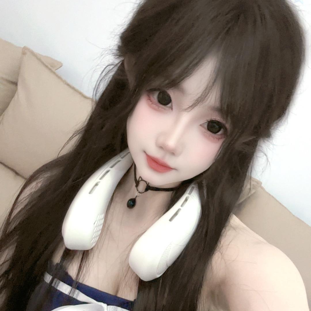 猫猫应声倒下🧸