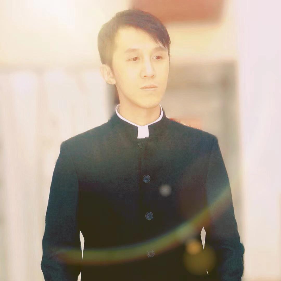 神秘先生李辰冲