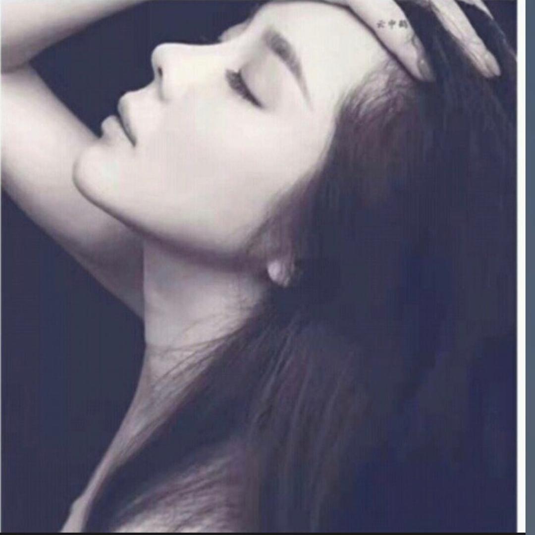 微笑滴彩虹💋🍃