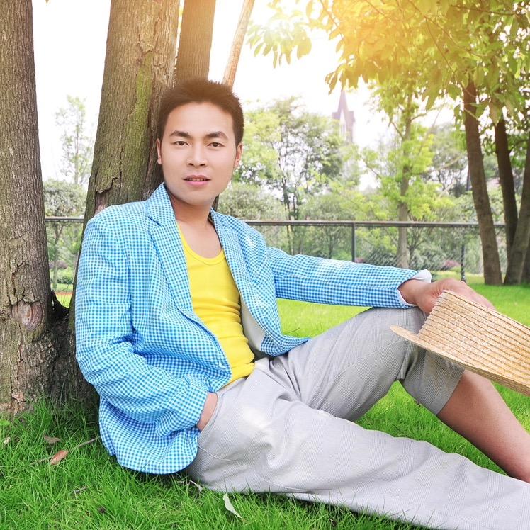 开卡车的剑波仔