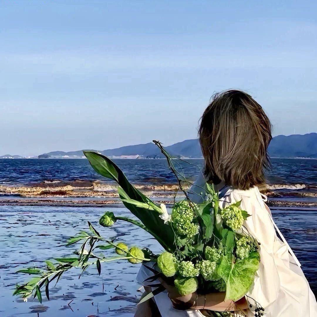 寒酥.
