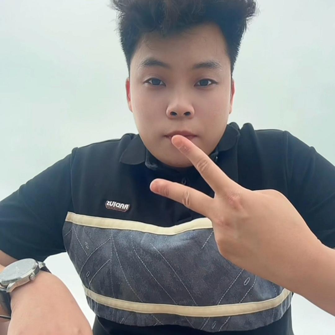 肥嘉🐽(努力减肥中)