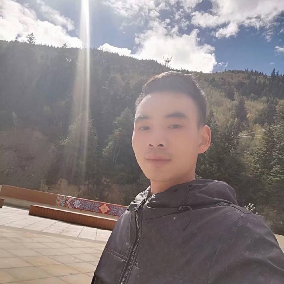农村小伙¥