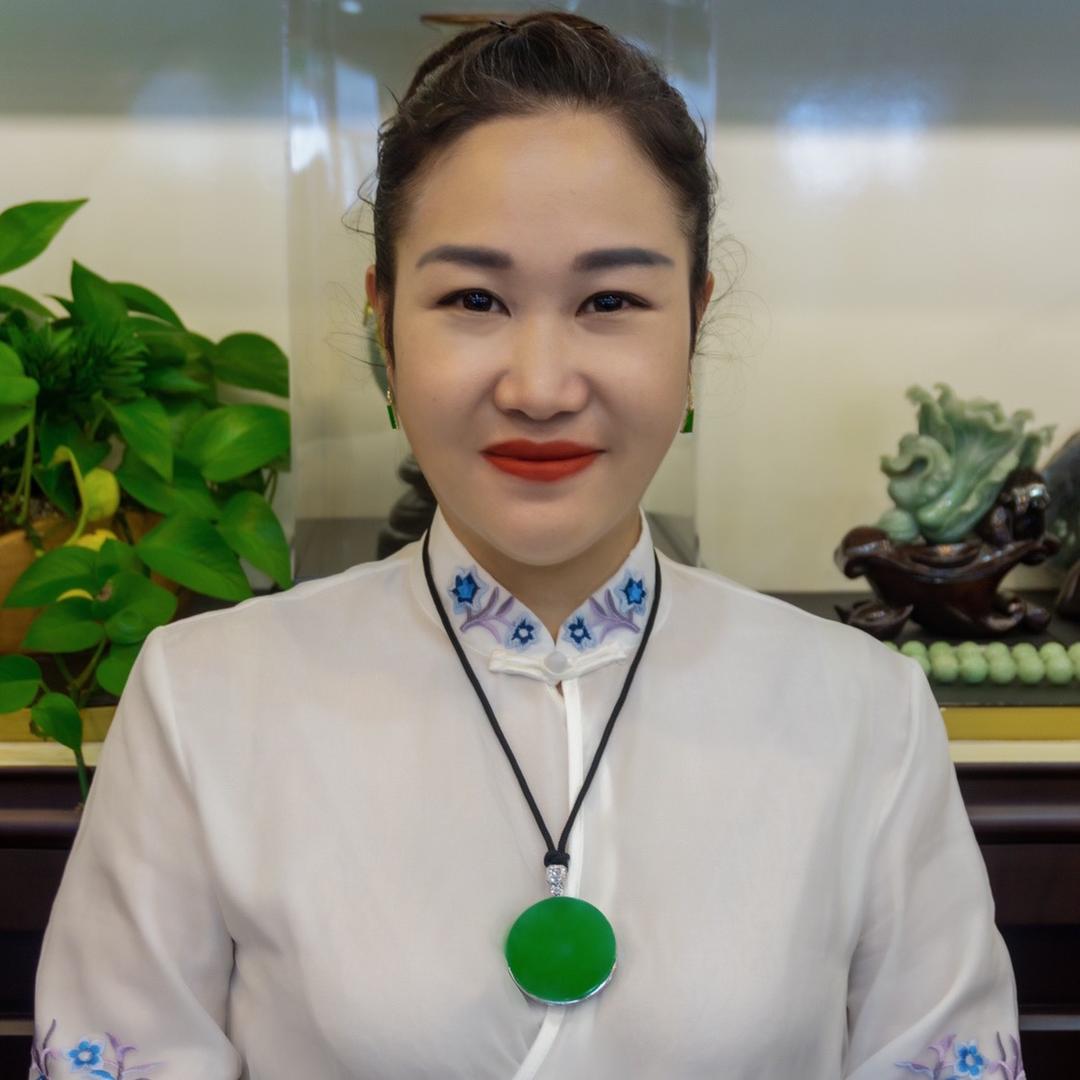 金镂玉意翡翠