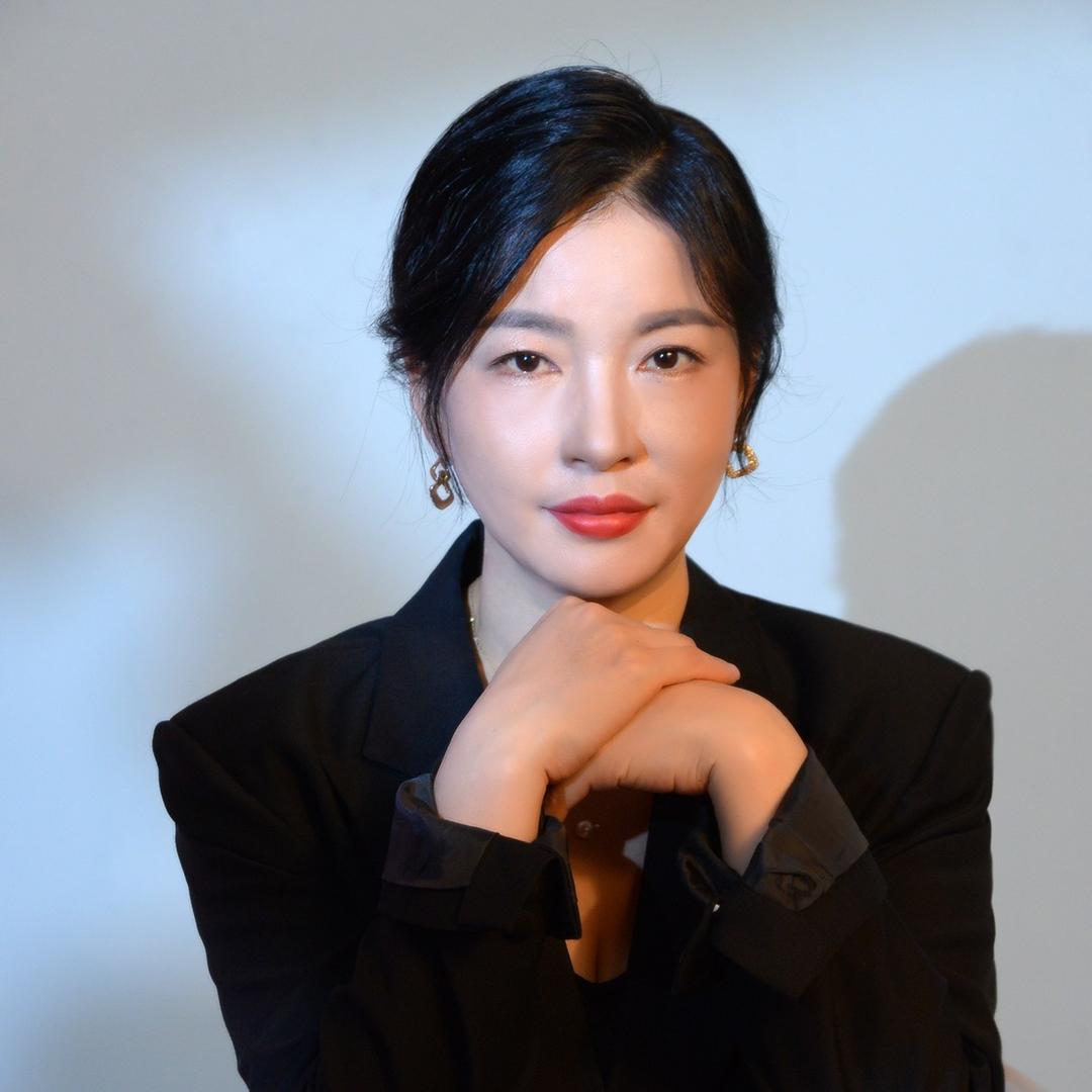 东莞德域实业-周美丽