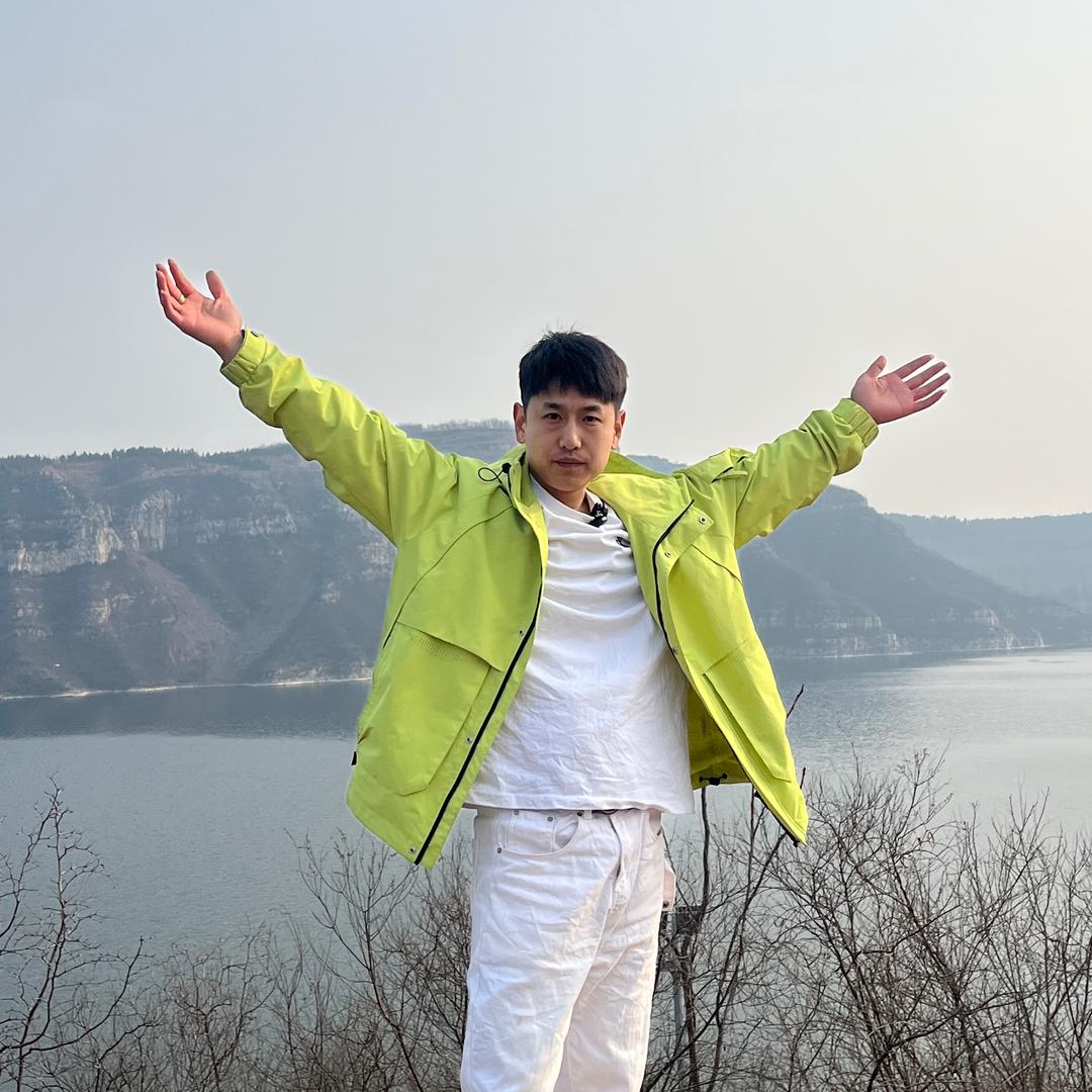 刘辉 （正能量）