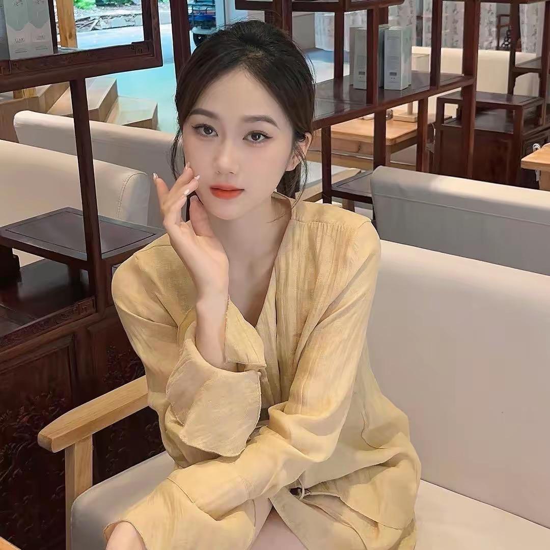 洋洋寻翡