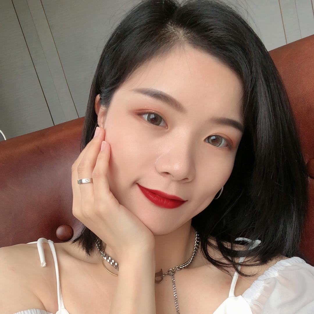 逅卫女装
