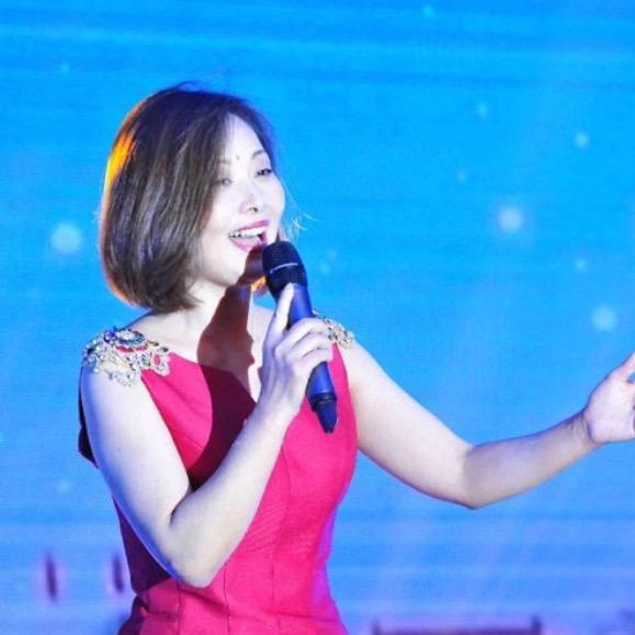 歌手李冬梅