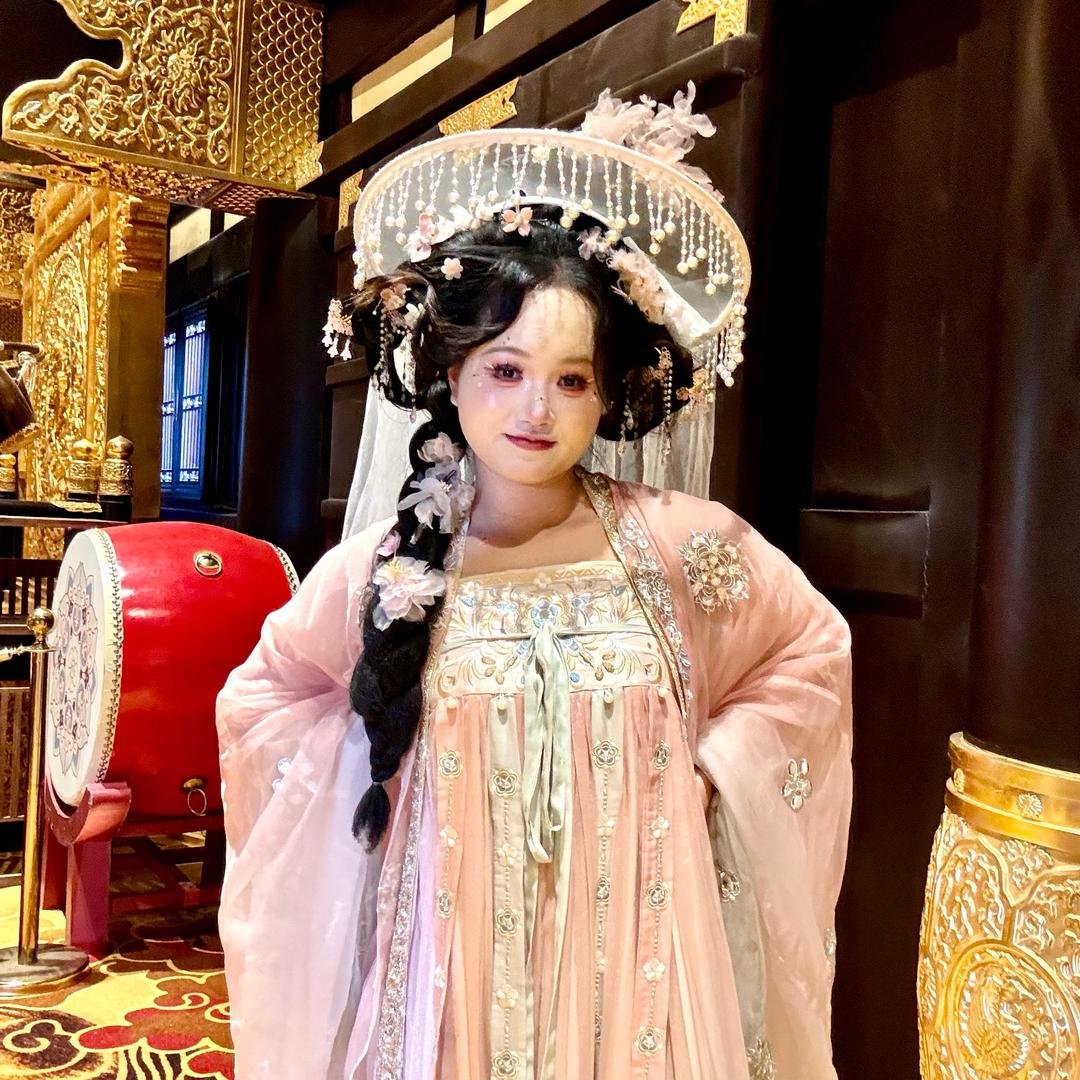文靖一点也不文静