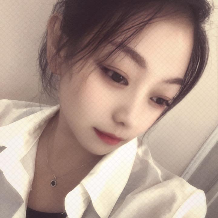李芮