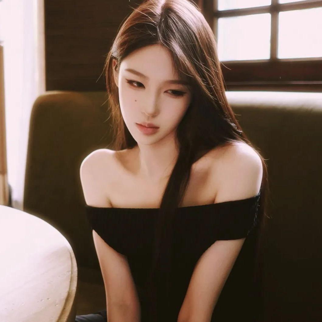 小w不想睡觉ರ_ರ