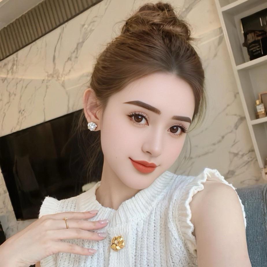 B........💞💞......T