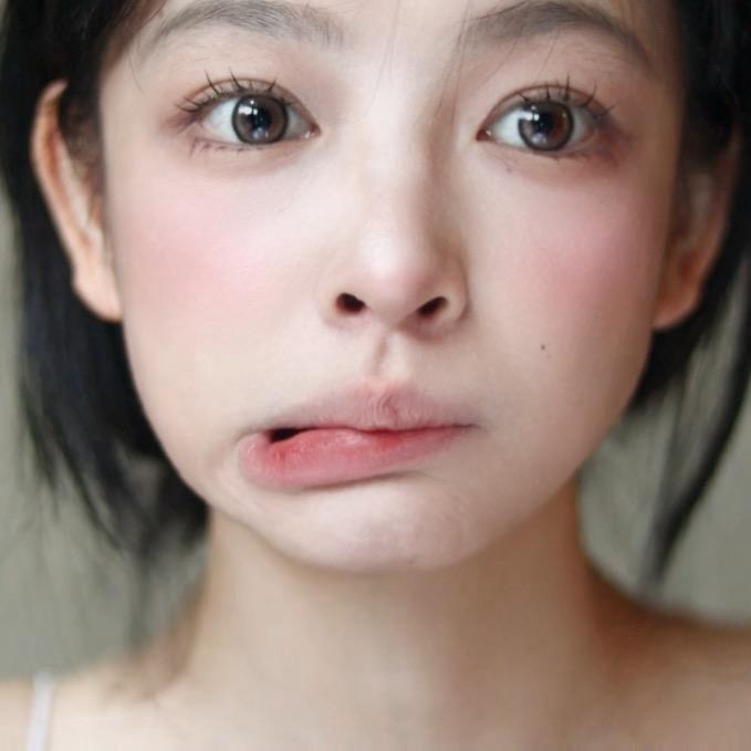 吃掉蓝色🩵