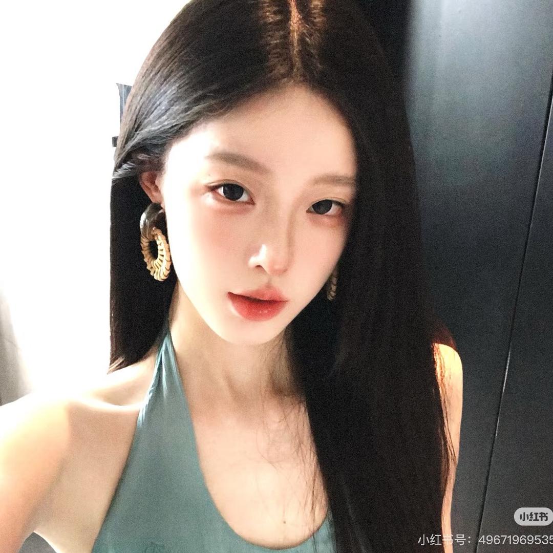 小妮比比