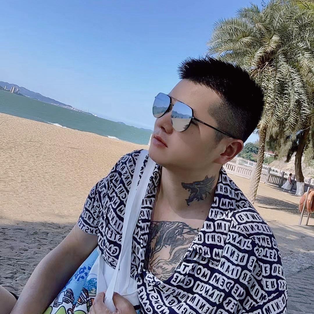 云飞飞