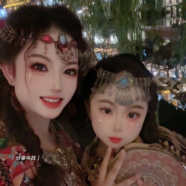 怀化华丽一楼70-71号娟娟佳女装批发