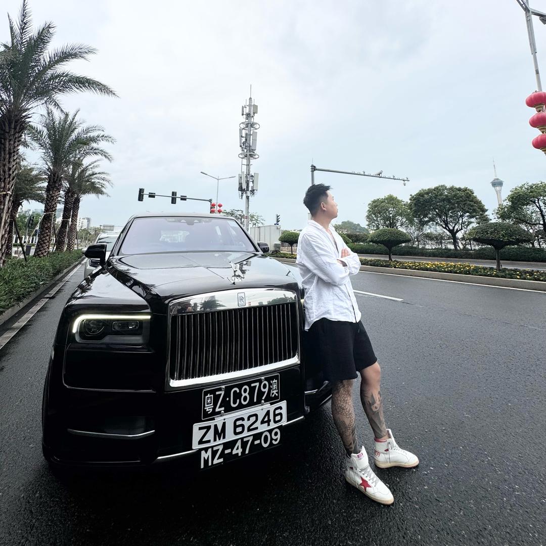男明星.😎